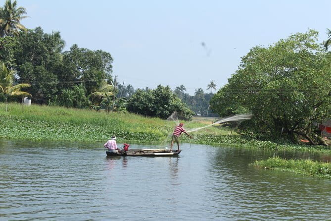 Coconut Lagoon Backwaters-Kochi City Tour-Customizable-Pick&Drop - Who Will Enjoy This Tour?