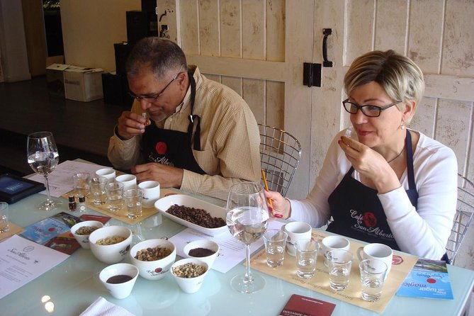 coffee-cupping-private-tour-5-hrs