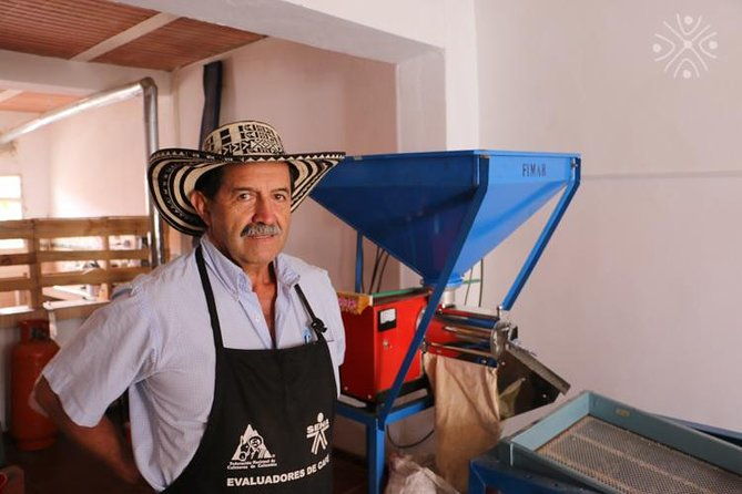 coffee-paradise-at-el-paraiso-experience-from-bogota