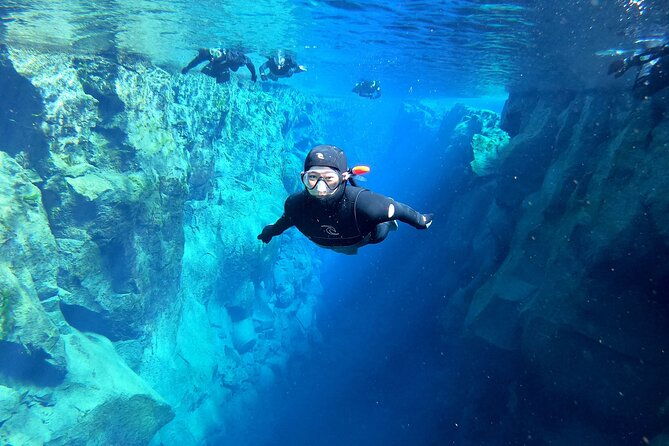 cold-hot-adventure-spa-tour-combo-silfra-sky-lagoon-self-drive