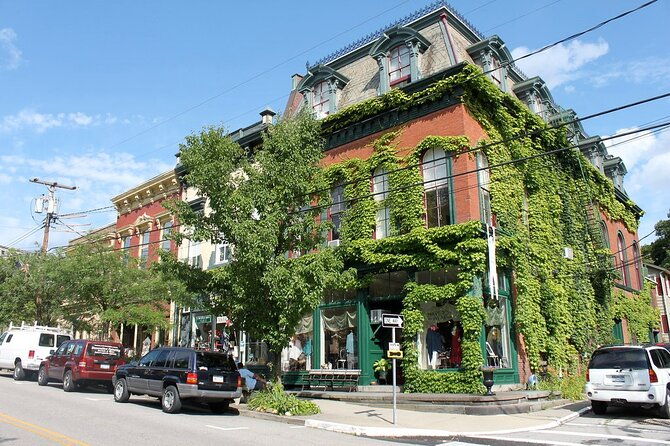 cold-spring-town-and-woodbury-outlets-1-day-tour-from-new-york