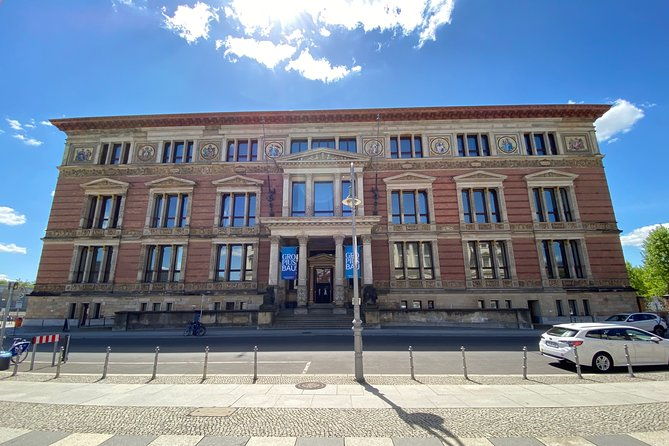 cold-war-berlin-private-live-virtual-experience