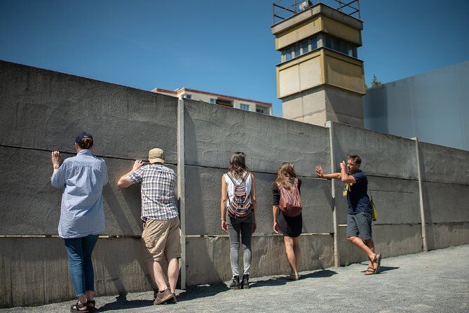 cold-war-walking-tour-of-berlin