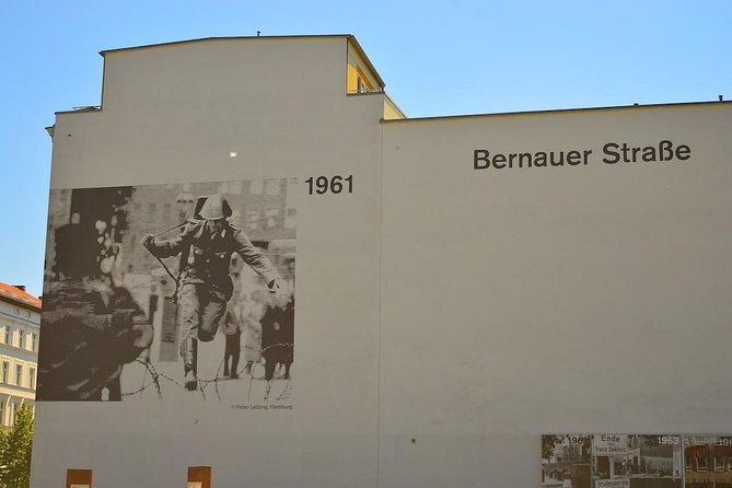 cold-war-walking-tour-of-berlin