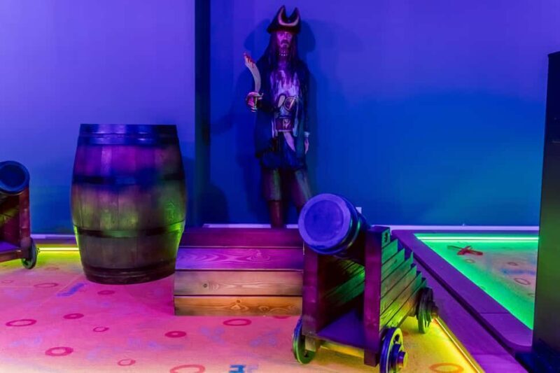 Cologne: Adventure Minigolf  Interactive tour through movie sets! - What to Expect from the Adventure Minigolf Tour