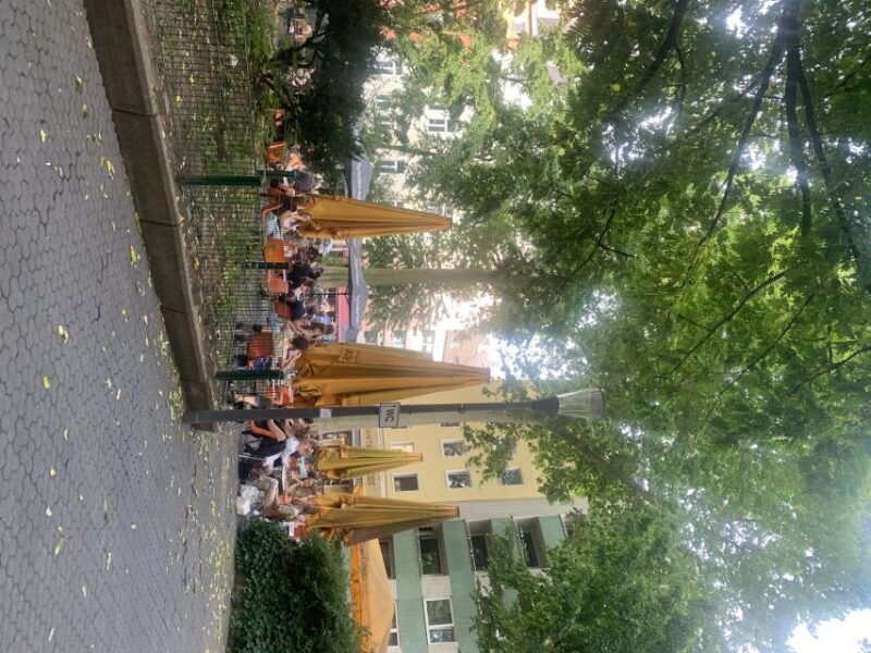 cologne-belgian-quarter-and-kiosk-tour