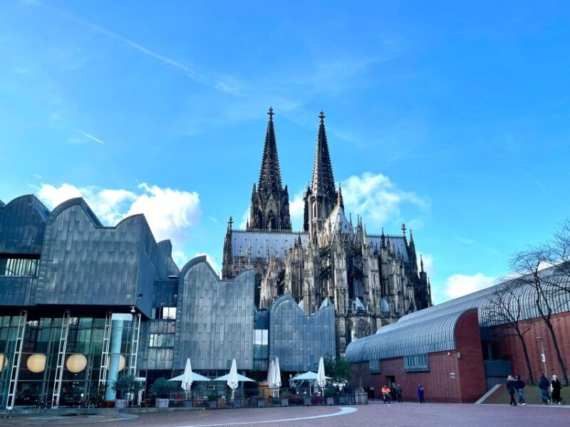 cologne-city-highlights-with-local-guide