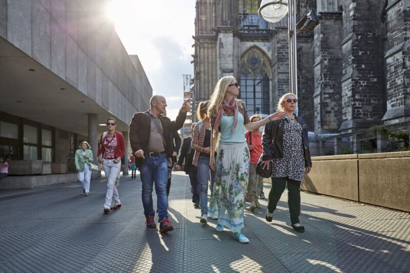Cologne: Guided Highlights Tour - Key Points