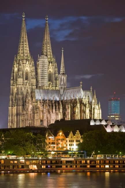 Cologne - guided walking tour of the Old Town. - Key Points