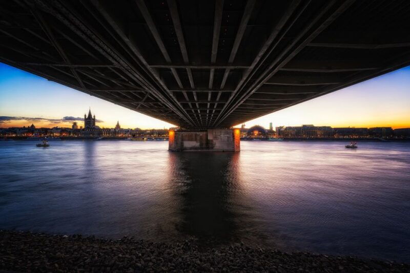 cologne-highlights-privat-walking-tour-panoramic-boat-trip