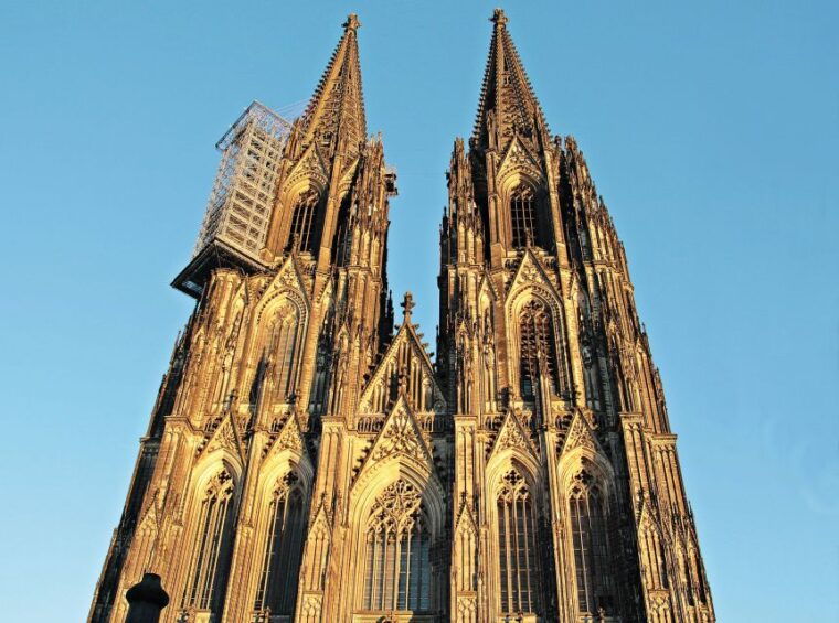 cologne-highlights-privat-walking-tour-panoramic-boat-trip