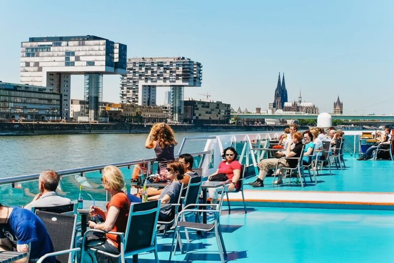 cologne-panoramic-city-cruise
