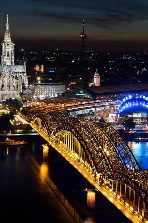 Cologne: Private Walking Tour with a Local - Authentic Experiences and Real Stories