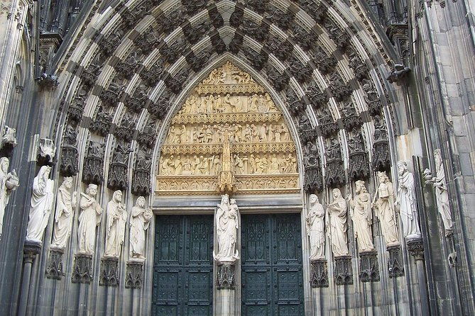 cologne-walking-tour-with-a-visit-to-world-famous-cathedral