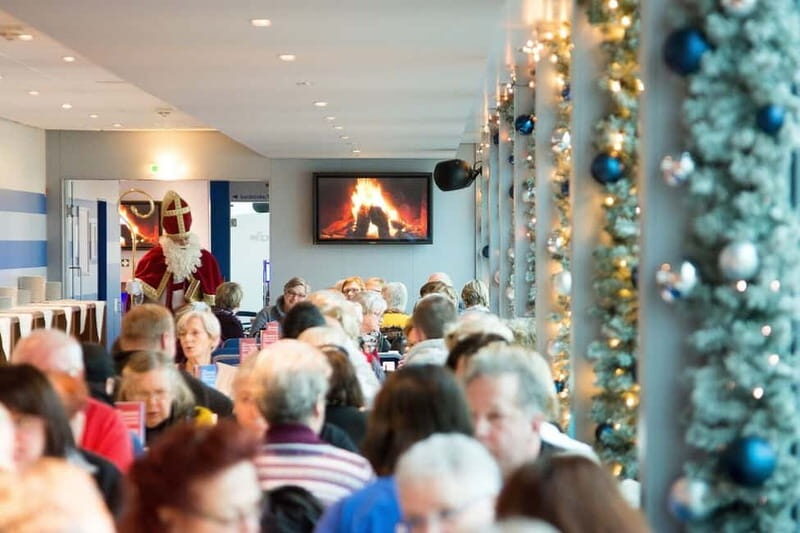 Cologne: Winter Afternoon Boat Cruise on the Rhine - Who Should Consider This Experience