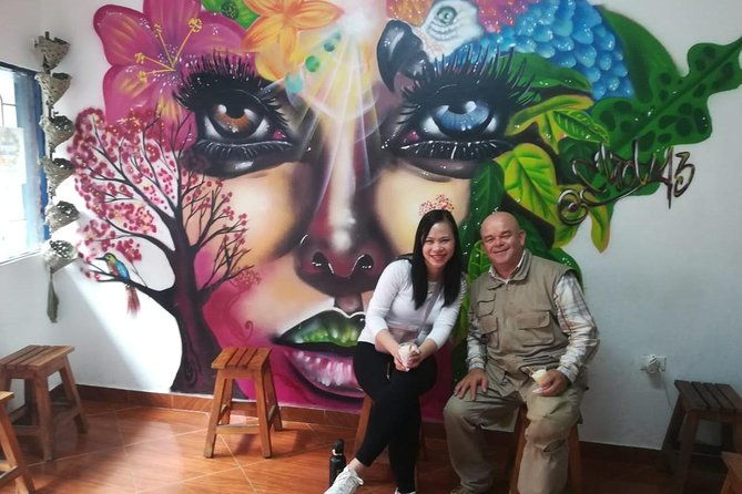 colombian-handicrafts-and-flea-market-tour-in-medellin