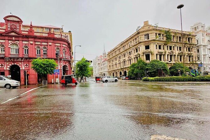 Colombo by Tuk Tuk  Sightseeing Entry Fees included - The Experience: A Deep Dive into Colombo’s Highlights