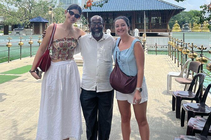 Colombo City Tour By TukTuk Style Morning and Evening - Stop 4: Pettah Market