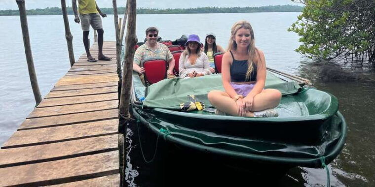 colombo-cruise-port-galle-turtle-hatchery-river-safari