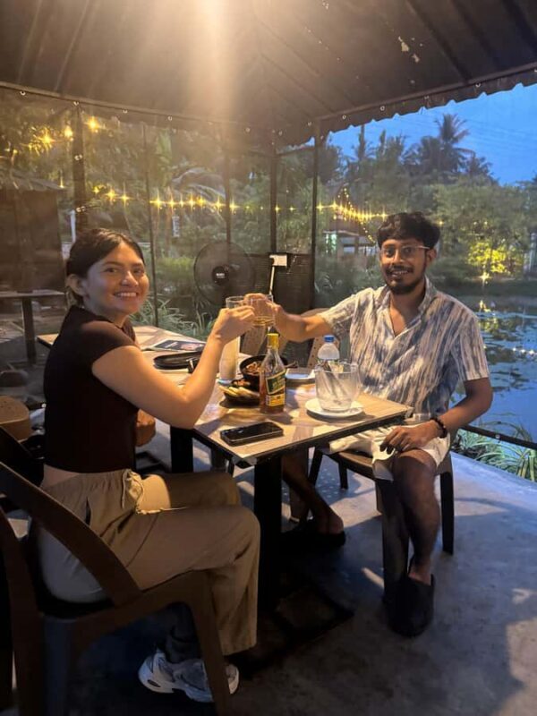 Colombo: Dodgy Bar Tour with Local Snacks and Drinks - Key Points