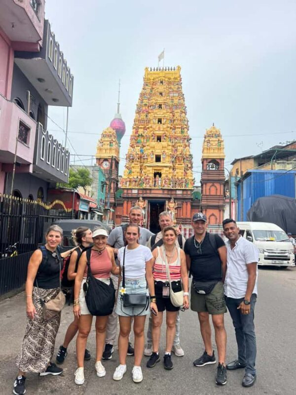Colombo: Hidden Architecture and Street Art Tuk-Tuk Tour - A Closer Look at the Tour Experience
