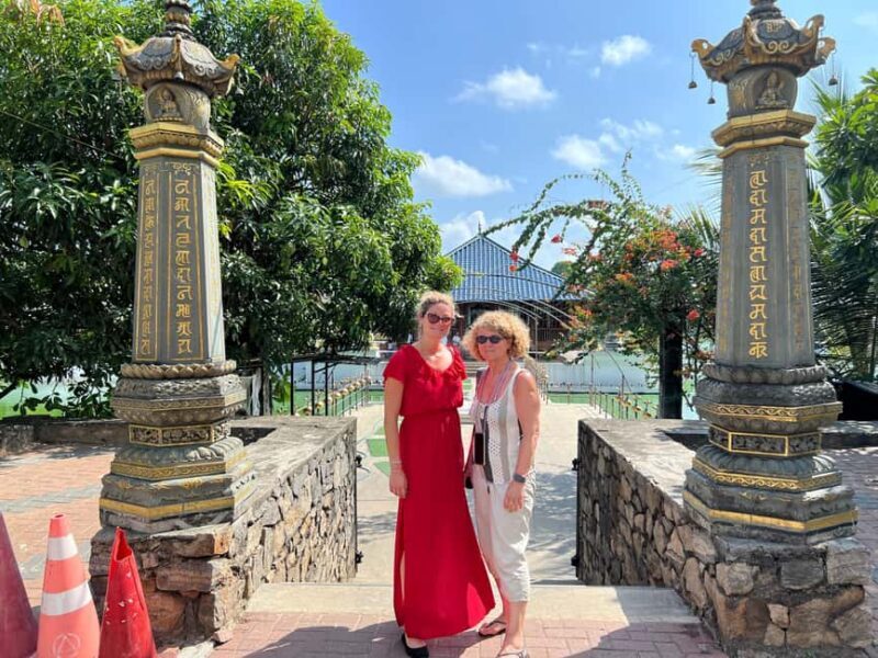 Colombo: Local Food Tour & Sightseeing by Tuk-Tuk with Meals - A Balanced Look at the Experience