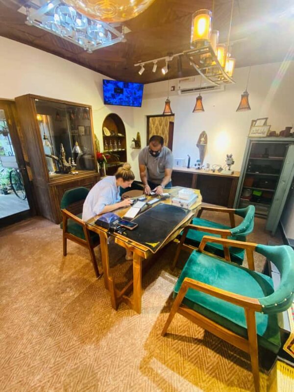 Colombo: Natural Rare Colorful Gemstone Collection Viewing - The Sum Up