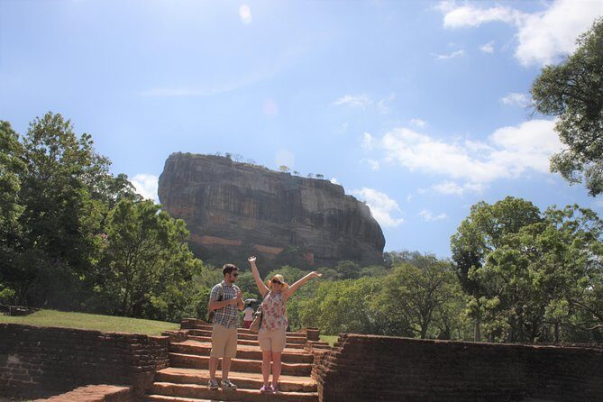 Colombo /Negombo - Sigiriya  Dambulla- Minneriya National Park : 2 Days Trip - Key Points