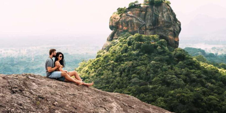 colombo-polonnaruwa-sigiriya-guided-day-tour-with-lunch