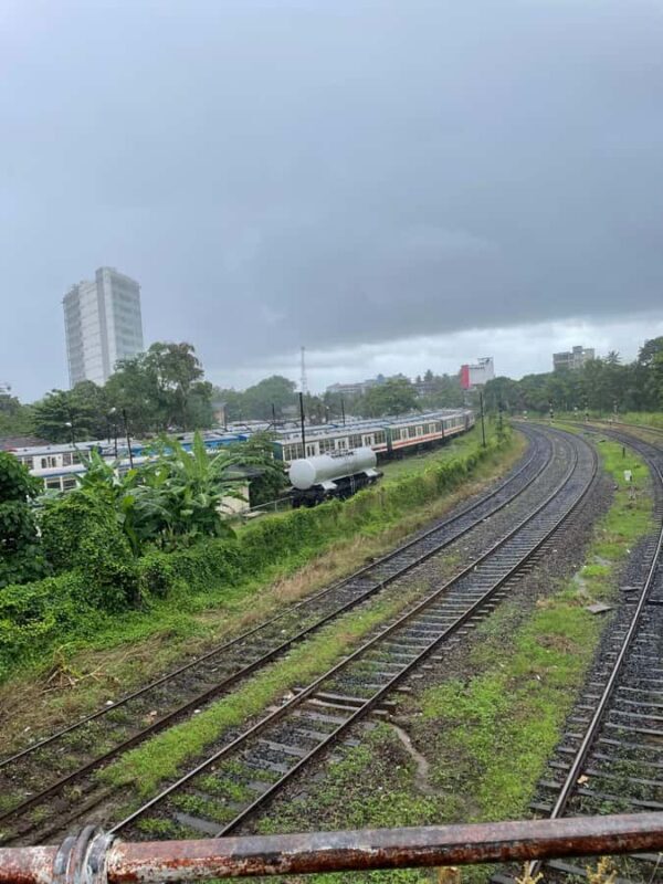 Colombo: Private guide City Tour TUk ( all-inclusive ) - Itinerary Breakdown