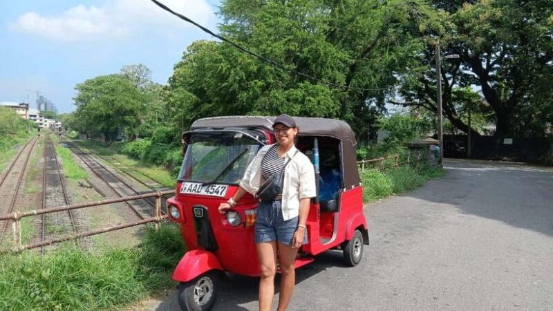 Colombo Private Guided City Tour by Tuk Tuk - All Inclusive - FAQs