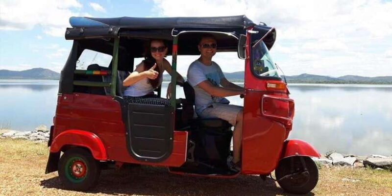 colombo-shopping-tour-by-tuktuk-with-sightseeing-tour