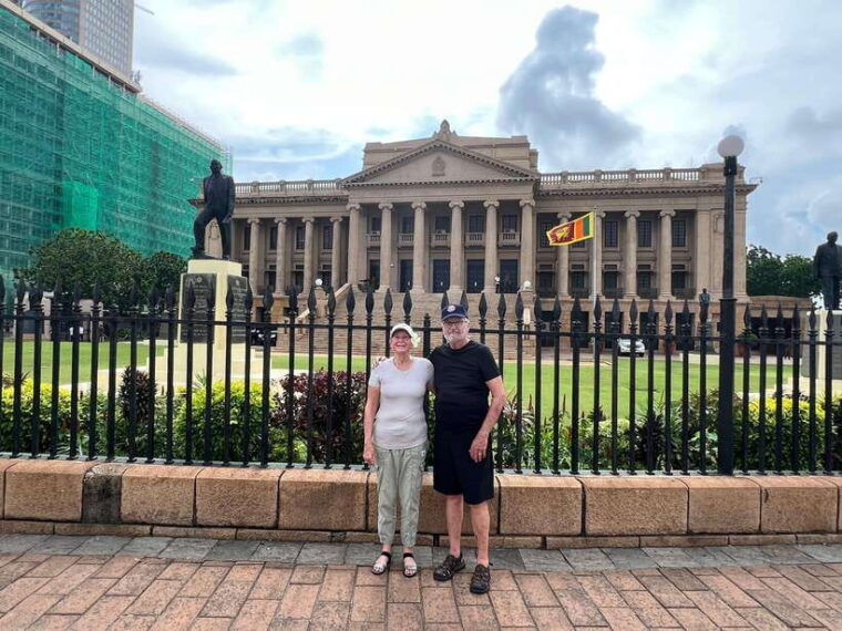 colombo-sightseeing-private-city-tour-by-tuk-tuk