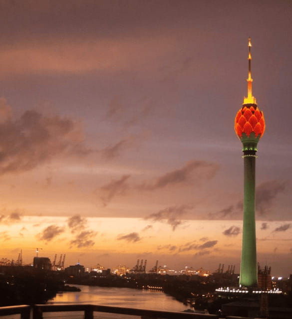 colombo-sri-lankan-street-food-tasting-on-rooftop-bar