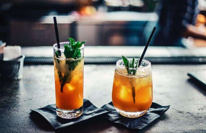 colombo-sunset-cocktails-on-rooftop-bar