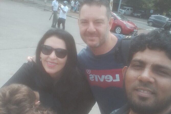 Colombo Tuk Tuk City Tour - FAQs