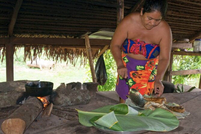 colon-panama-embera-indians-and-miraflores-locks