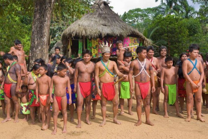 colon-panama-embera-indians-and-miraflores-locks