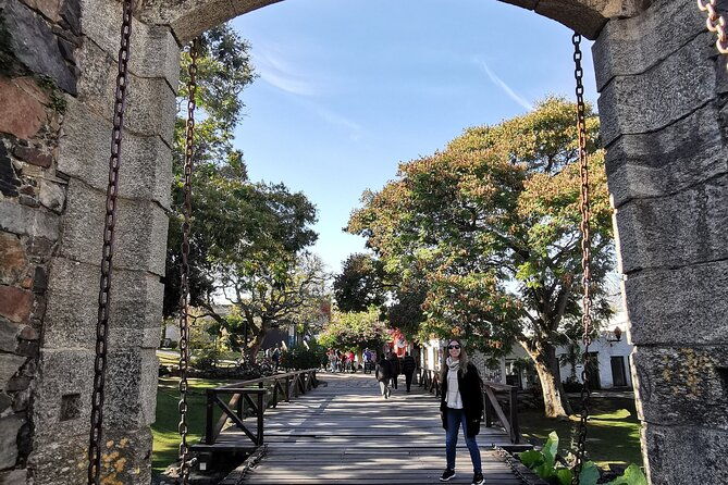 colonia-day-trip-optional-private-transfers-from-buenos-aires