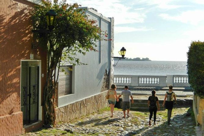 colonia-del-sacramento-private-day-tour-from-buenos-aires
