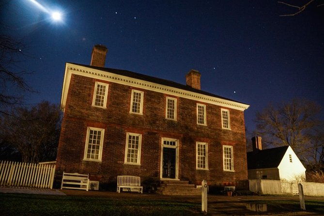 colonial-ghosts-ultimate-dead-of-night-haunted-ghost-tour