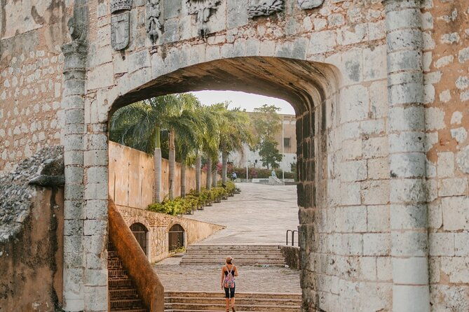 colonial-zone-train-45-minutes-of-history-and-culture-in-santo-domingo