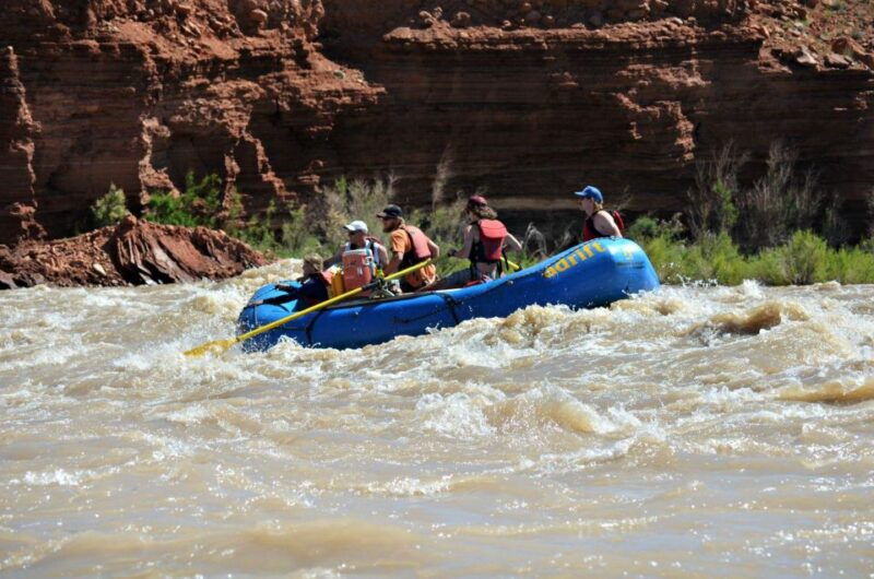 colorado-river-rafting-afternoon-half-day-at-fisher-towers