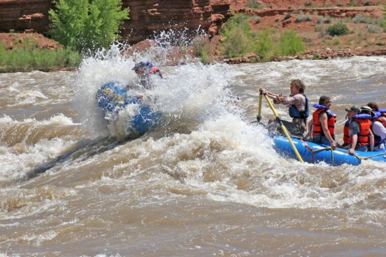 colorado-river-rafting-afternoon-half-day-at-fisher-towers