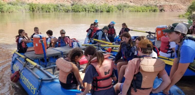 colorado-river-rafting-afternoon-half-day-at-fisher-towers