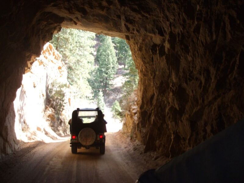 colorado-springs-garden-of-the-gods-and-foothills-jeep-tour