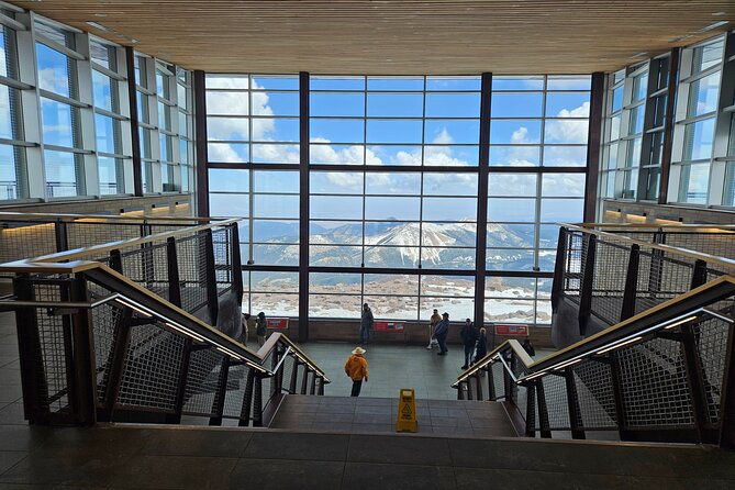 colorado-springs-pikes-peak-luxury-jeep-tours