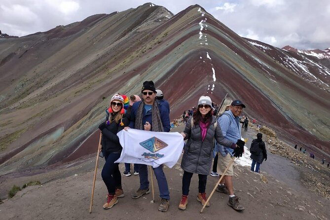 colorful-mountain-tour