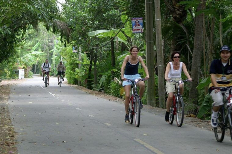 colors-of-bangkok-4-hour-small-group-bike-tour