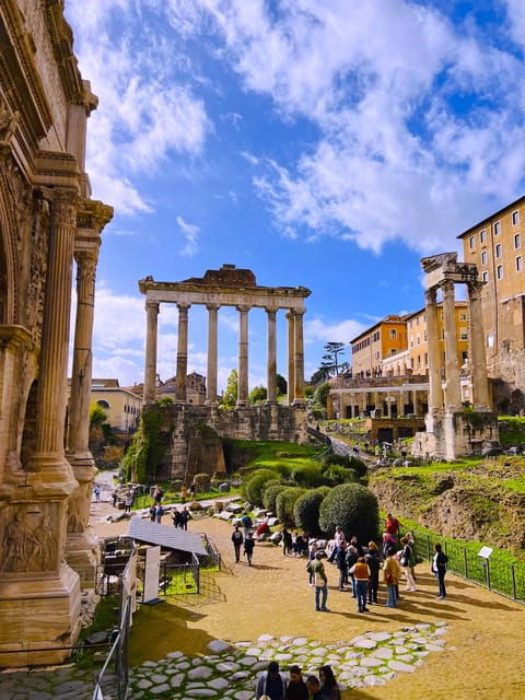 colosseum-and-ancient-rome-semi-private-tour-max-8-ppl